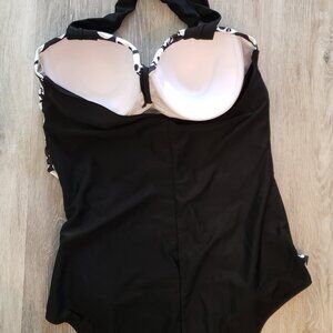 Womens Skull print swimsuit.